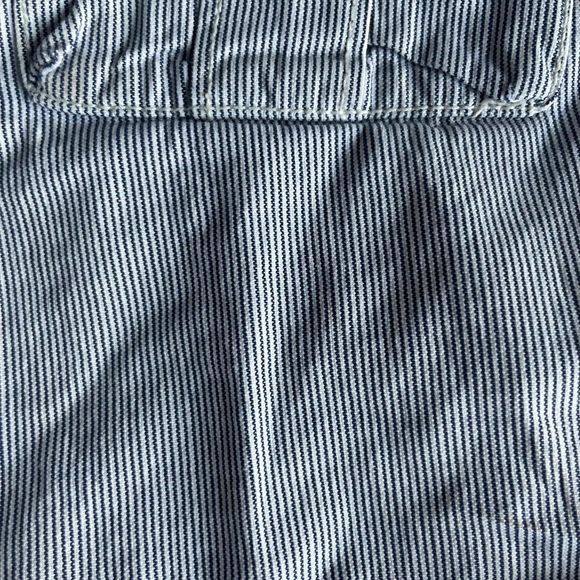 5/$15 Closet Sale! Baby Gap 3T Boys Blue and White Striped Shorts - Picture 5 of 5